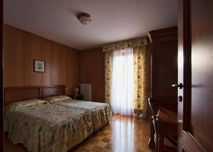 Panoramique Hotel 3*